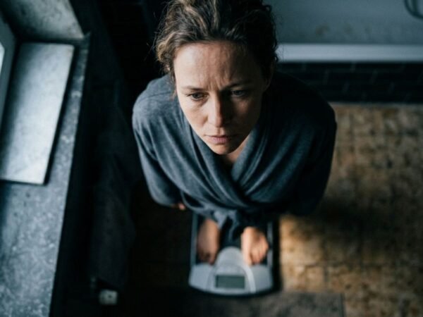 why am I gaining weight with no reason over 40